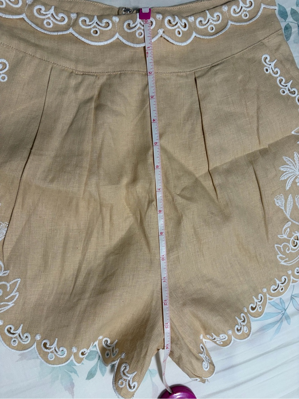 FARM Rio Tan Shorts with White Embroidered Trim - Picture 6 of 7